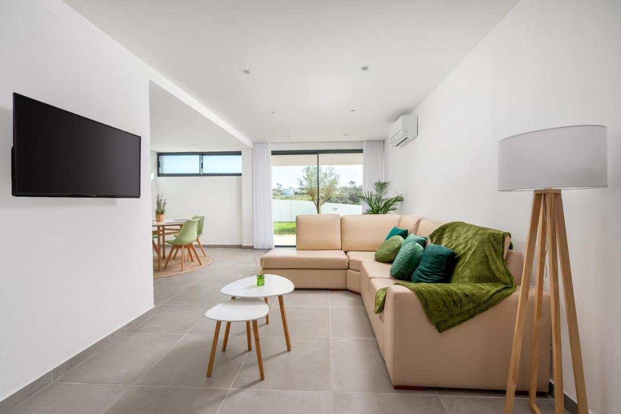 Vila Luna B&B ラゴス エクステリア 写真